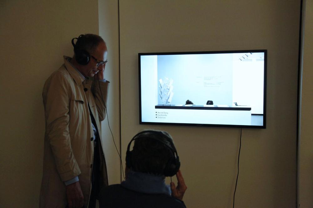 Ausstellungsansicht, on display: Aleksandra Bielas & Daniela Kneip Velescu, basis 2014 