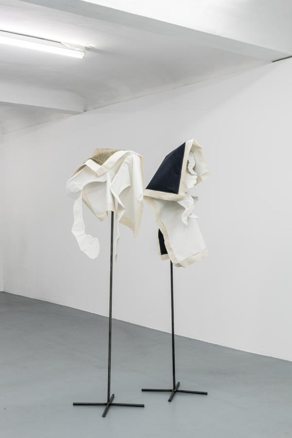 Installation View, Parfümiert mit Dynamit - Sommerschau der Studios, Sofia Duchovny, basis 2015, Foto: Frithjof Kjer