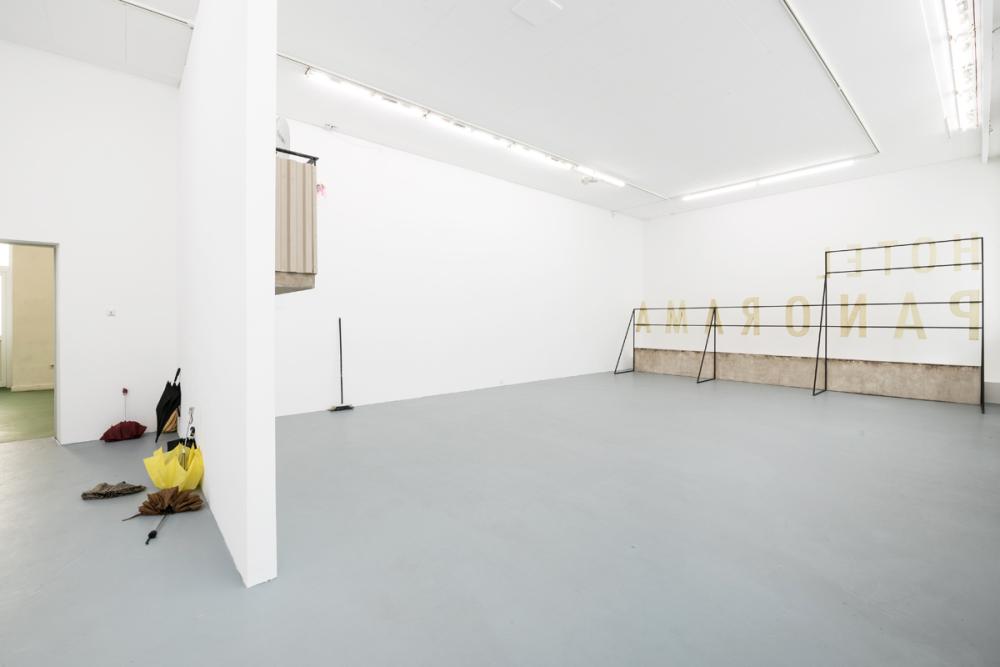 Installation view: Rumors of Glory, FORT, basis 2017, Foto: Frithjof Kjer