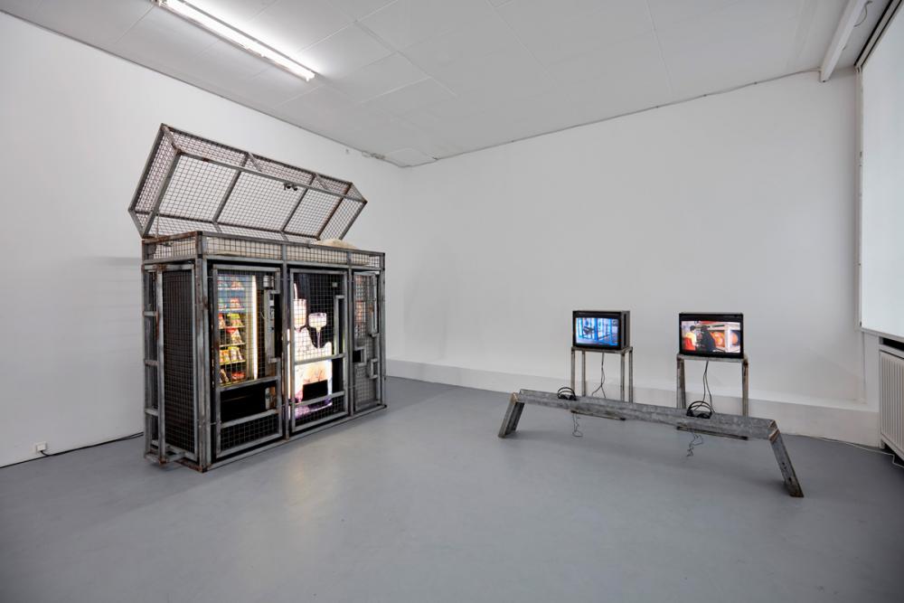 Installation View, Karl Philips, basis 2016, Foto: Günther Dächert