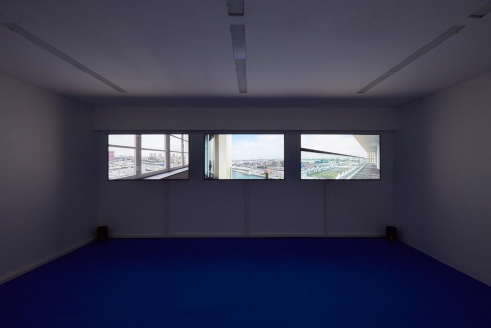 Installation View, Mirte Van Duppen, basis 2016, Foto: Günther Dächert