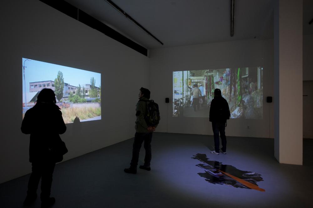 Oliver Ressler - »Nach der Krise ist vor der Krise«, Installation view, basis 2012, photo: Cem Yücetas