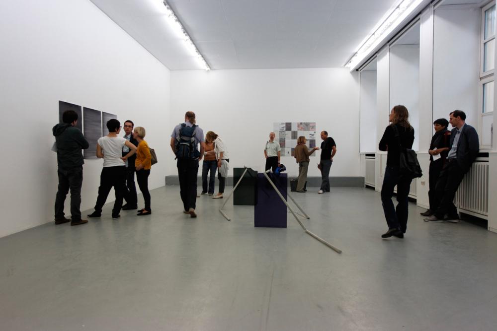 Installation view Sommerschau »Südliches Ackerland«, basis 2012, photo: Cem Yücetas