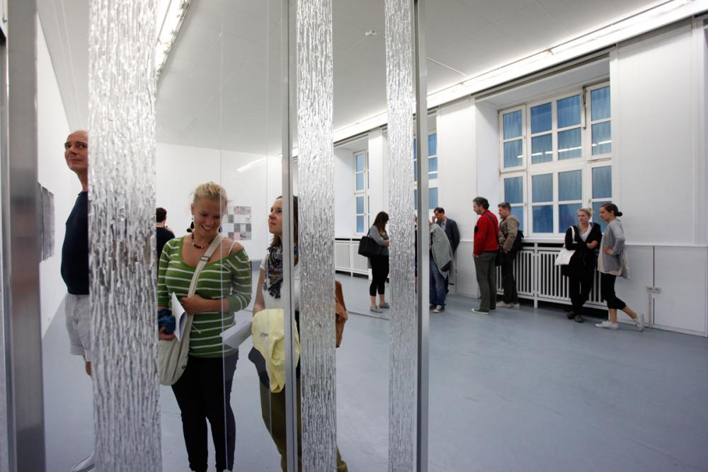 Installation view Sommerschau »Südliches Ackerland«, basis 2012, photo: Cem Yücetas