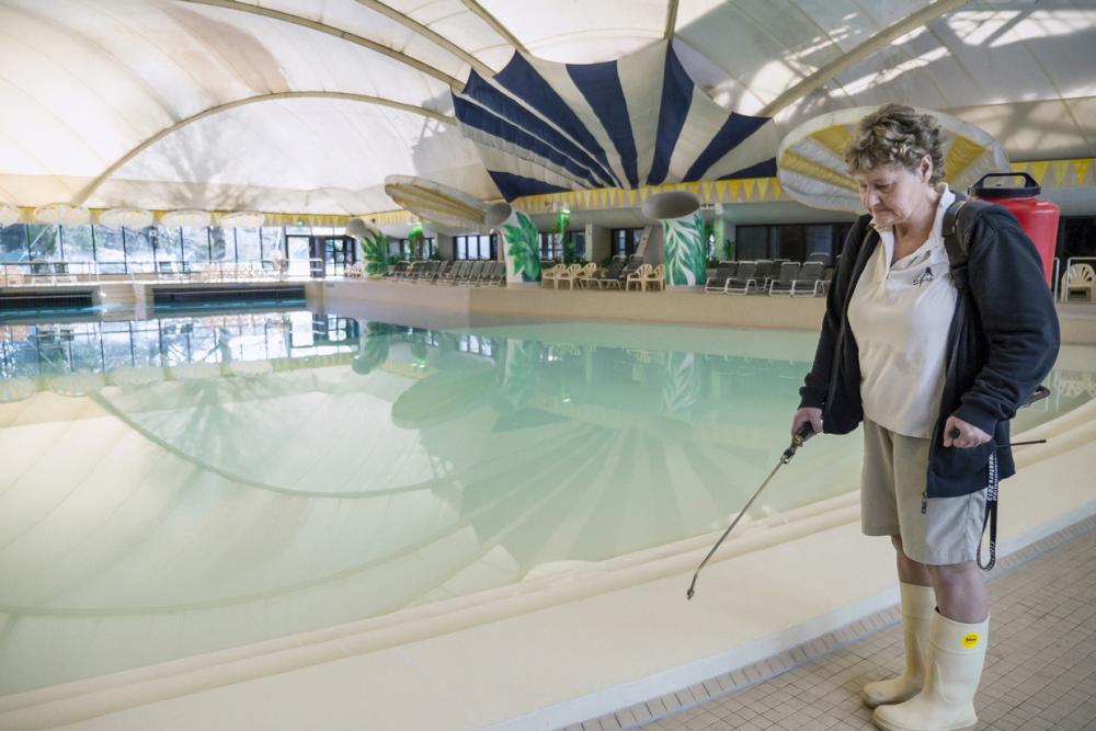 Bildinfos: Franz Wanner, aus dem Zyklus Gift – Gegengift. Krankheitsbilder einer Stadt, 2013/14