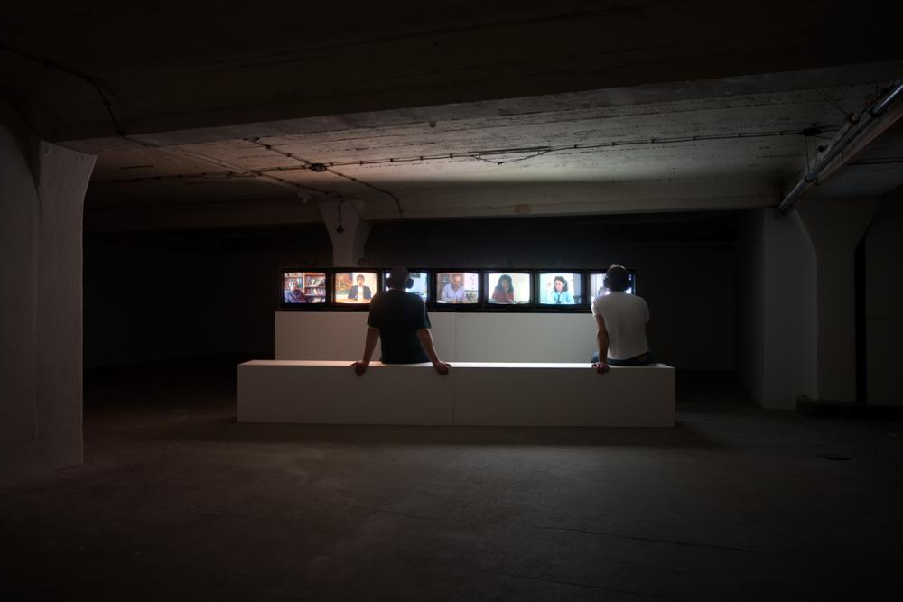 Ausstellungsansicht, Özlem Günyol & Mustafa Kunt, On the grapevine, basis 2005, Foto: Cem Yücetas