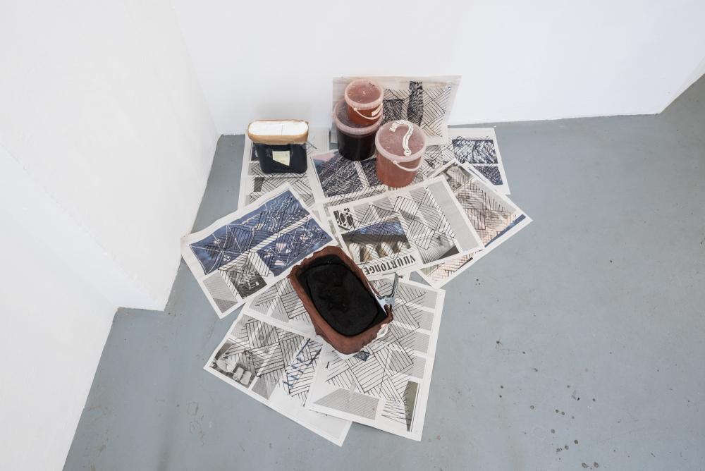 installation view (Detail): Ada Van Hoorebeke - Where Batik Belongs - Frankfurt am Main, basis project space 2017, photo: Frithjof Kjer