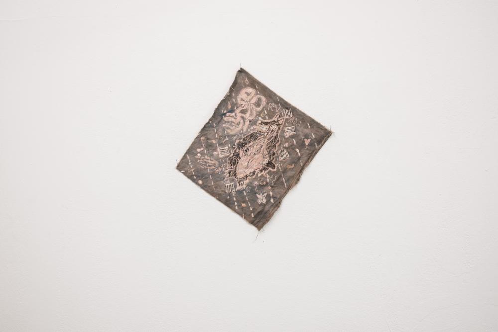 installation view (Detail): Ada Van Hoorebeke - Where Batik Belongs - Frankfurt am Main, basis project space 2017, photo: Frithjof Kjer