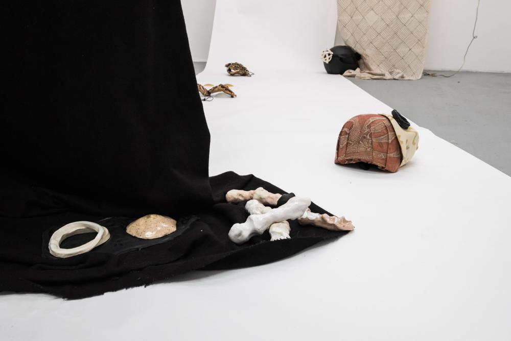 installation view (Detail): Ada Van Hoorebeke - Where Batik Belongs - Frankfurt am Main, basis project space 2017, photo: Frithjof Kjer