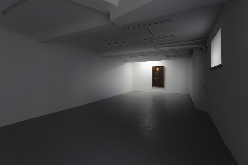 Johanna Schlegel, Wilhelm Merton, undated (part of the installation Wilhelm Merton o. D., 1906, 1954, 1986, o. D; 2022-2023), installation view "hit pay dirt" at basis e.V., courtesy: the artist, photo: Ivan Murzin