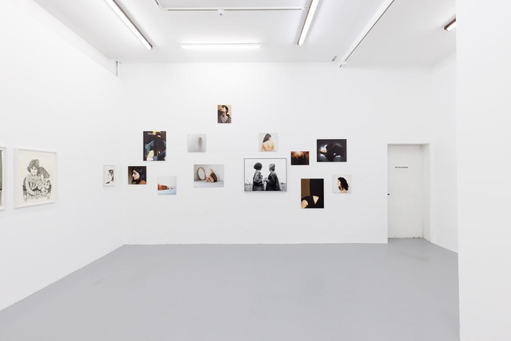 Selbstaehnlich. Cihan Cakmak & Moshtari Hilal, installation view basis e.V., Courtesy the artists, Foto Bernd Euring, © basis e.V. (Raum 4.2).jpg 