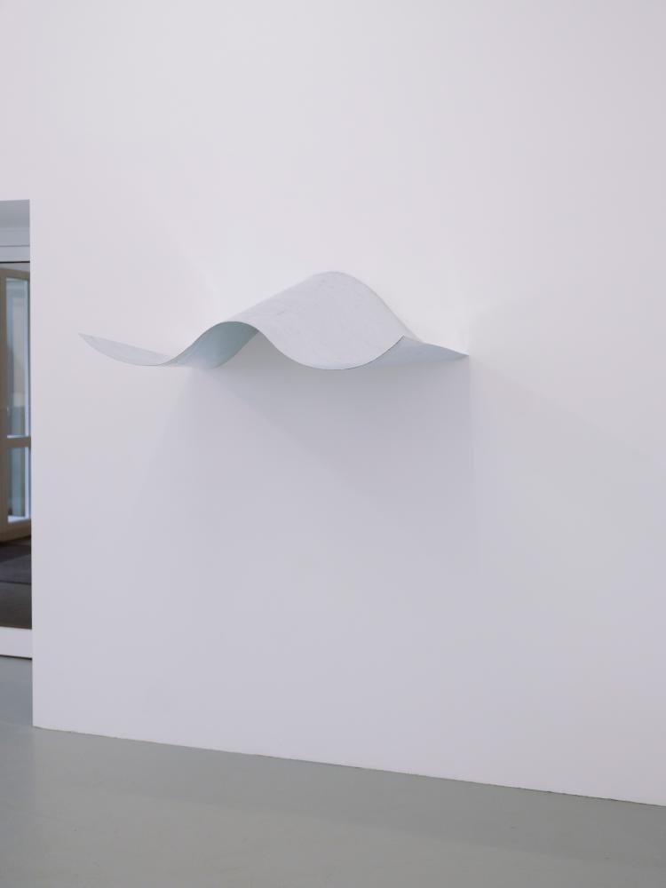 Toni Schmale, haube, 2024, photo: Katrin Binner, © basis e.V.