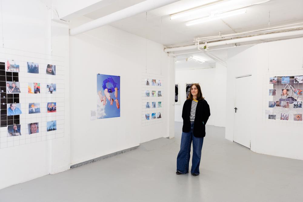 Sasha Velichko „Black „Box, 2025, basis Projektraum, photo: Bernd Euring © basis e.V.