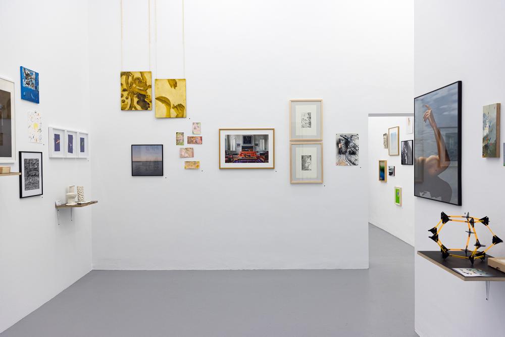 basis Sommerschau, Kunstmarket, photo: Angelika Zinzow © basis e.V.