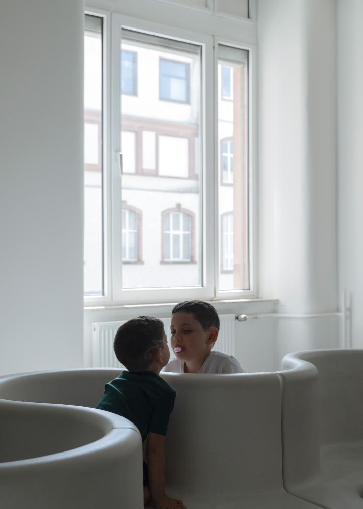 Seokwoo Song, Dialogue at the Tip of the Tongue, 2025, 70 x 50 cm, Archivpigmentdruck